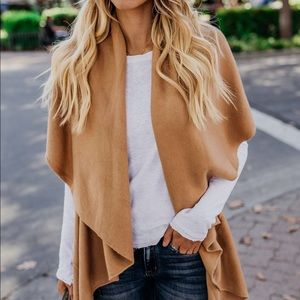 SOLITAIRE VEST - CAMEL (one size)